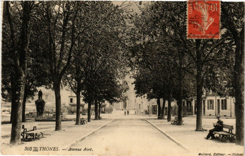 Carte postale ancienne Thones - Avenue Avet à Thônes