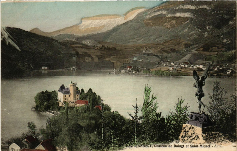 Carte postale ancienne Lac d'Annecy Chateau de Duingt et St-Michel à Duingt