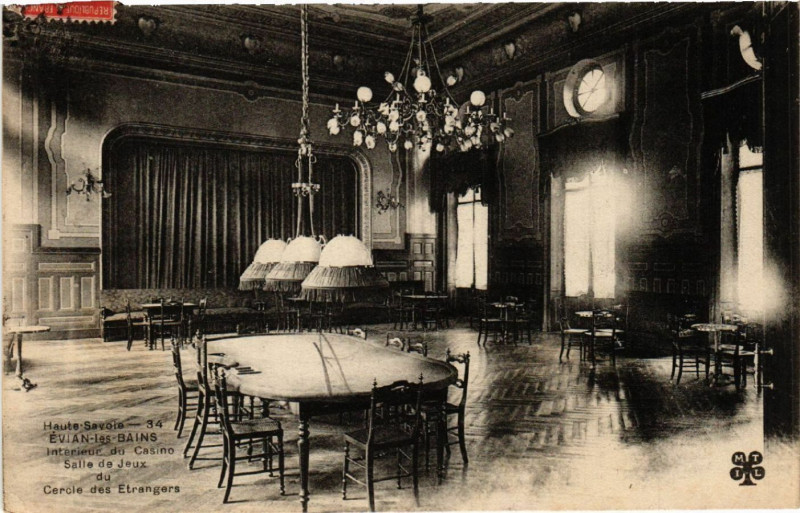 Carte postale ancienne Haue-Savoie Evian-les-Bains Interieur du Casino Salle de Jeux à Évian-les-Bains