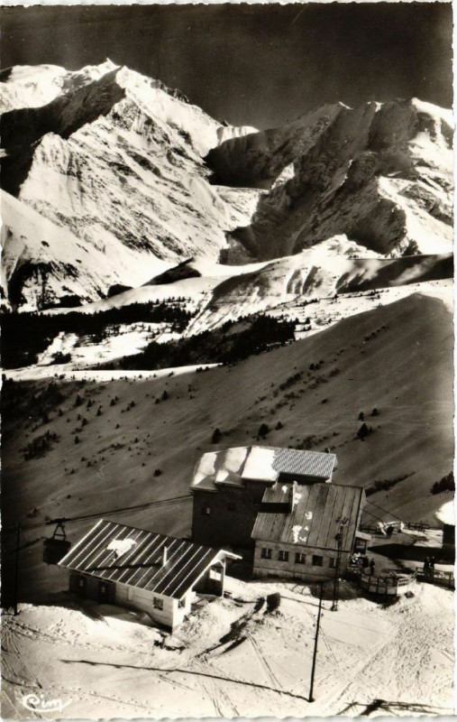 Carte postale ancienne Saint-Gervais-les-Bains - Sports d'Hiver - Club Alpin à Saint-Gervais-les-Bains