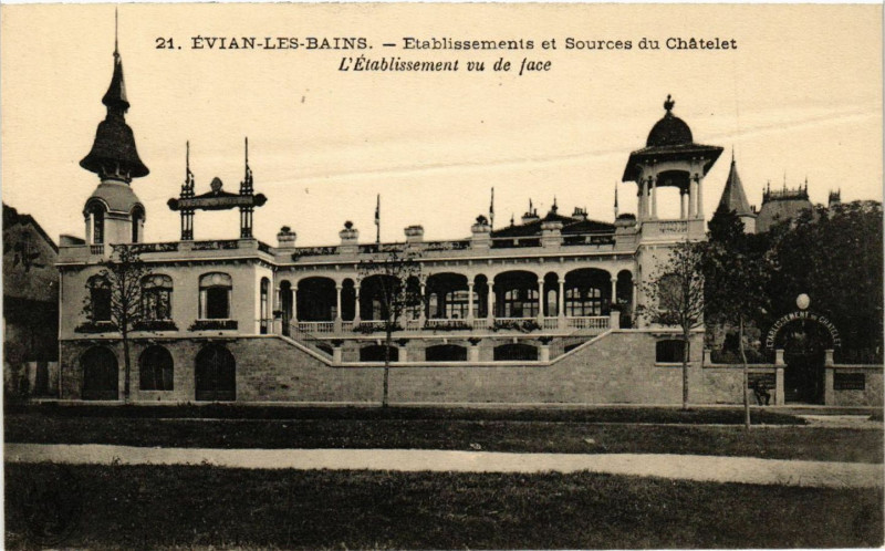 Carte postale ancienne Evian-les-Bans - Etabl. et Sources du Chatelet - vu de face
