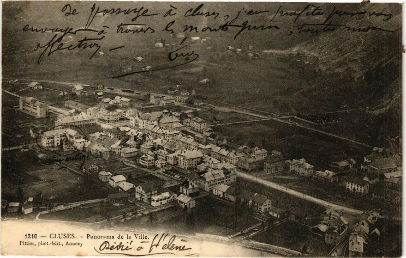Carte postale ancienne Cluses - Panorama de la Ville à Cluses