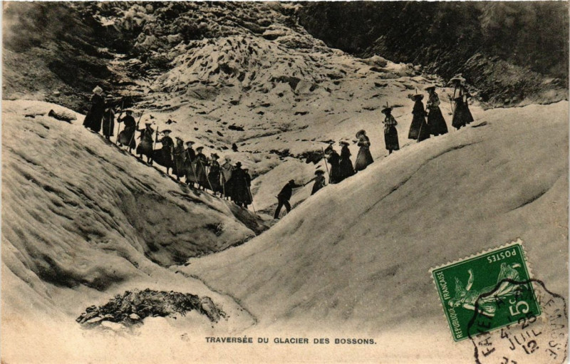 Carte postale ancienne Traversée du Glacier des Bossons à Vers