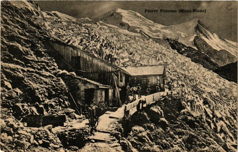 Carte postale ancienne Pierre Pointue