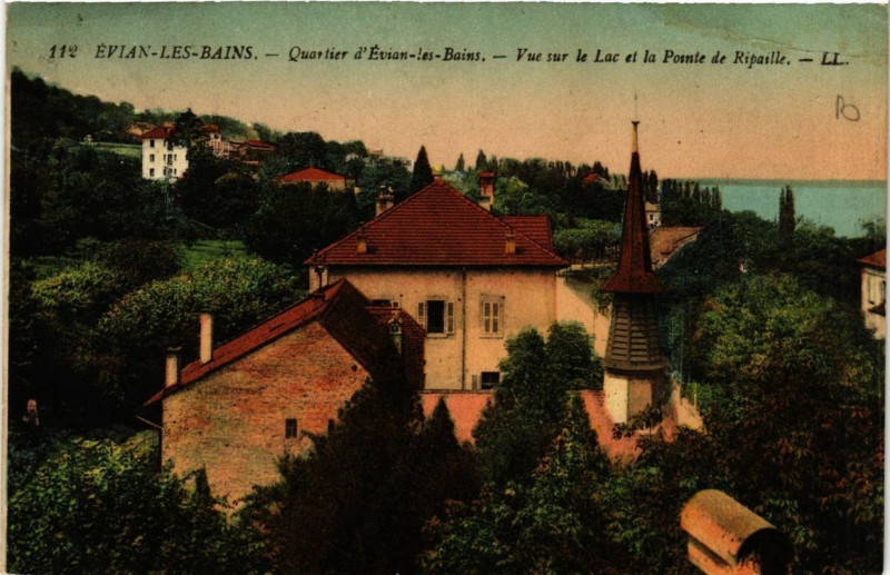 Carte postale ancienne Evian-les-Bains Vue sur le Lac et la Pointe de Rispaille à Évian-les-Bains