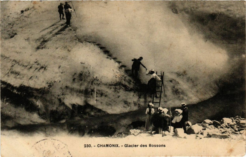 Carte postale ancienne Chamonix Glacier des Bossons
