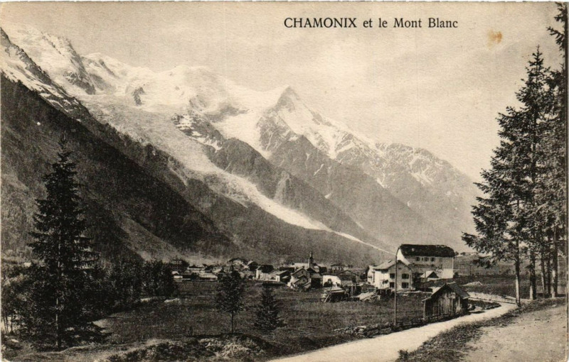 Carte postale ancienne Chamonix et le Mont-Blanc