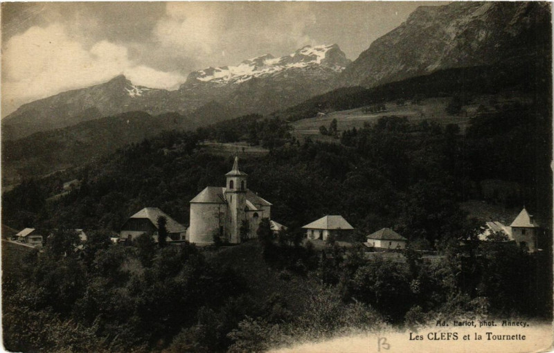 Carte postale ancienne Les Clef et la Tounette