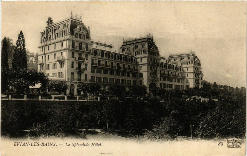 Carte postale ancienne Evian-les-Bains Splendide Hotel à Évian-les-Bains