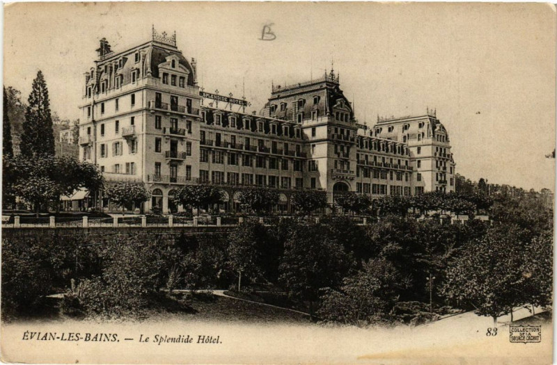 Carte postale ancienne Evian-les-Bains Le Splendide Hotel à Évian-les-Bains