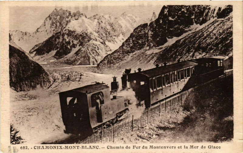 Carte postale ancienne Chamonix Mont-Blanc Chemin de fer du Montenvers et la Mer de Glace à Chamonix-Mont-Blanc