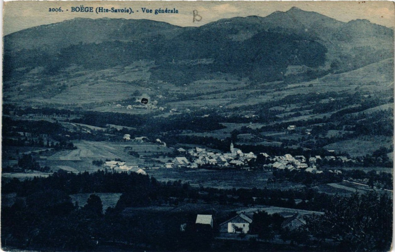 Carte postale ancienne Boege Vue générale à Boëge