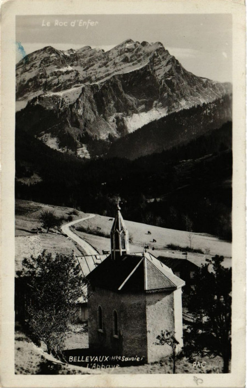 Carte postale ancienne Bellevaux L'Abbaye à Bellevaux