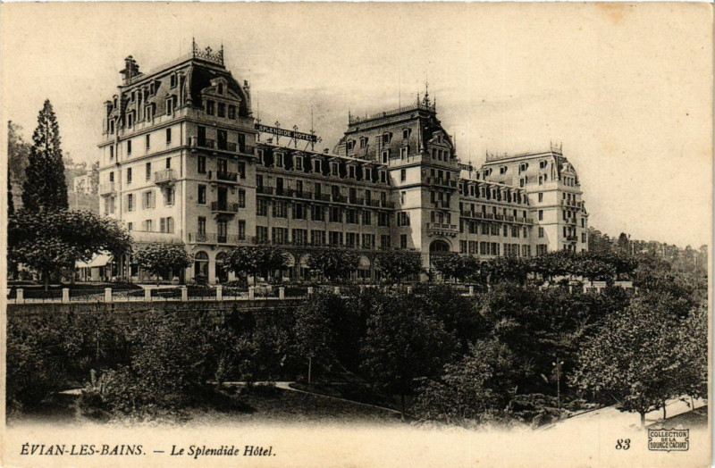Carte postale ancienne Evian-les-Bains - Le Splendid Hotel à Évian-les-Bains