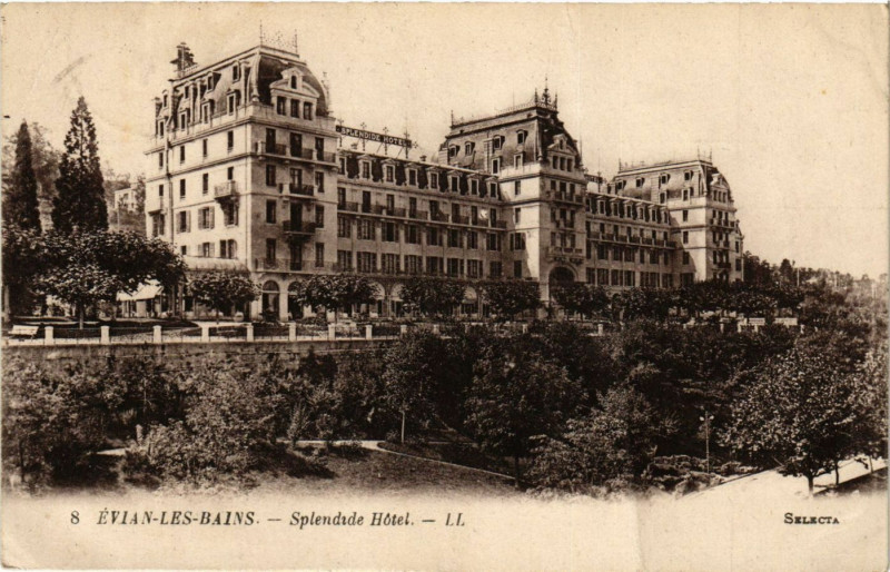 Carte postale ancienne Evian-les-Bains - Splendide Hotel à Évian-les-Bains
