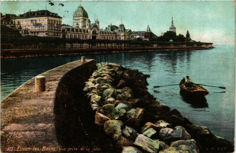 Carte postale ancienne Evian-les-Bains - Vue prise de la jetée à Évian-les-Bains