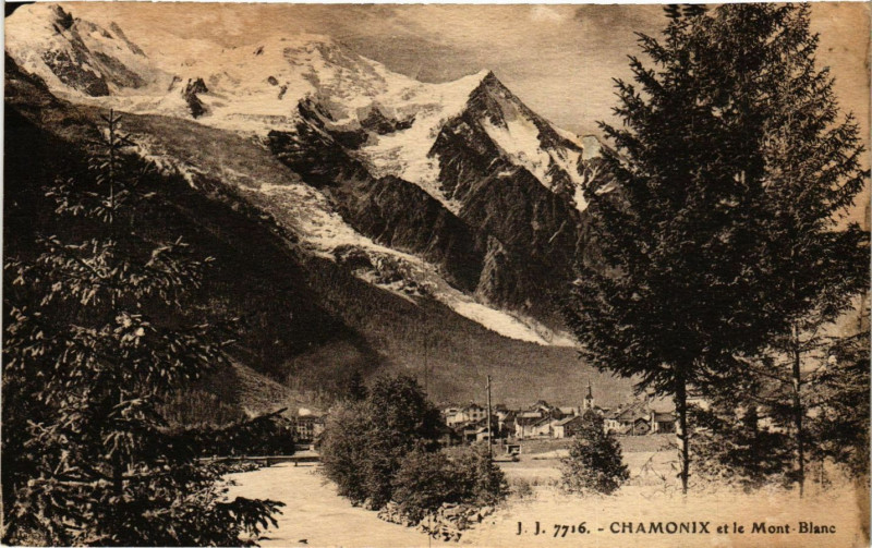 Carte postale ancienne Chamonix et le Mont-Blanc