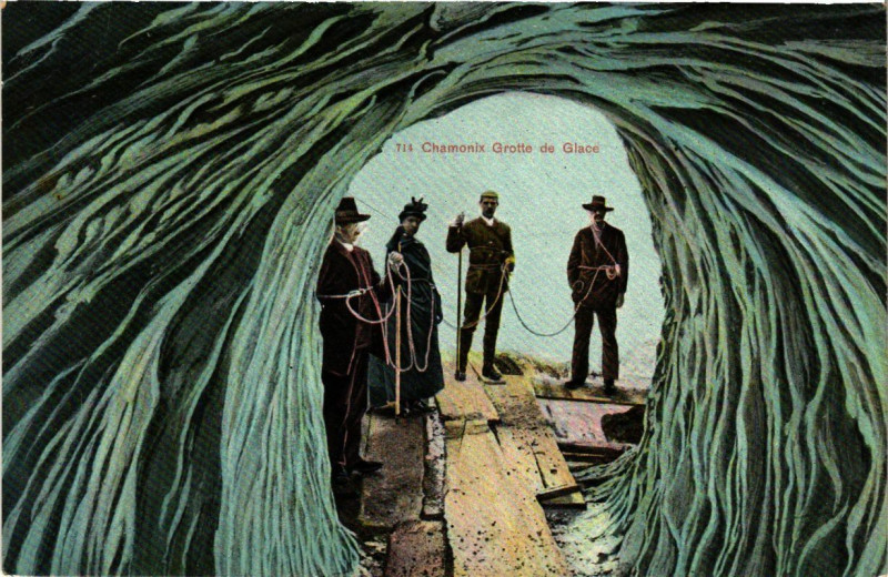 Carte postale ancienne Chamonix - Grotte de Glace