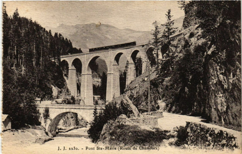 Carte postale ancienne Pont Sainte-Marie (Route de Chamonix)