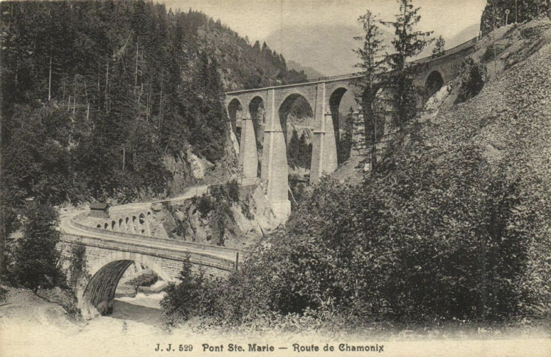 Carte postale ancienne Pont Sainte-Marie - Route de Chamonix