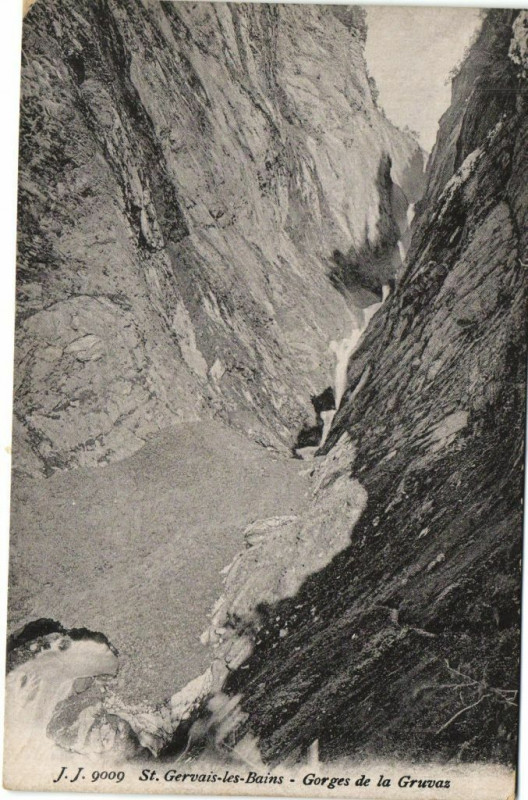 Carte postale ancienne Saint-Gervais-les-Bains - Gorges de la Gruvas à Saint-Gervais-les-Bains