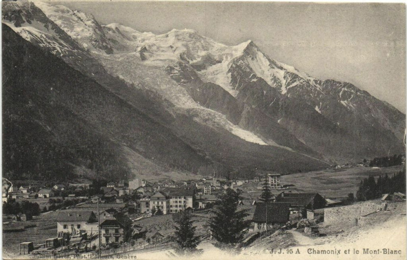 Carte postale ancienne Chamonix et le Mont-Blanc