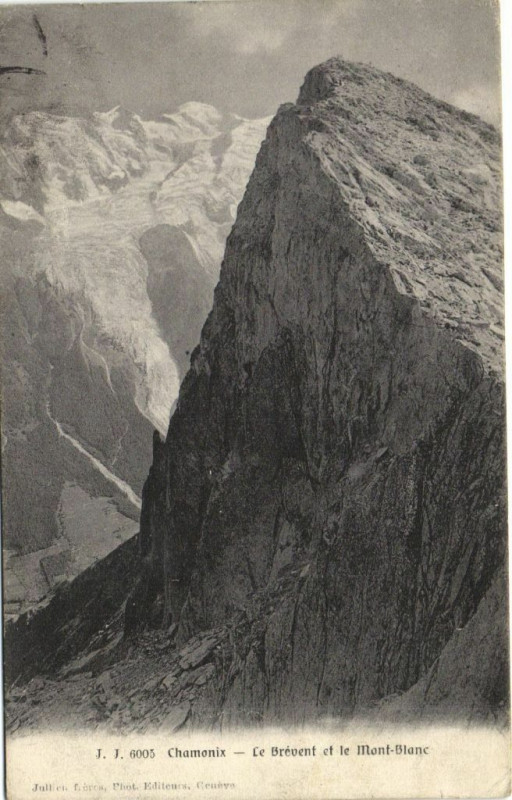 Carte postale ancienne Chamonix - Le Brevent et le Mont-Blanc
