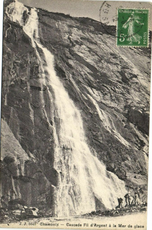 Carte postale ancienne Chamonix - Cascade Fil d'Argent a la Mer de glace