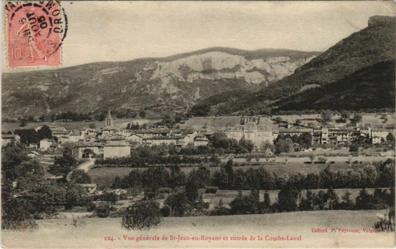 Carte postale ancienne Vue Generale de Saint-Jean en Royans France à Saint-Jean-en-Royans