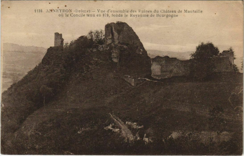 Carte postale ancienne Anneyron Vue d'Ensemble des Ruines France à Anneyron