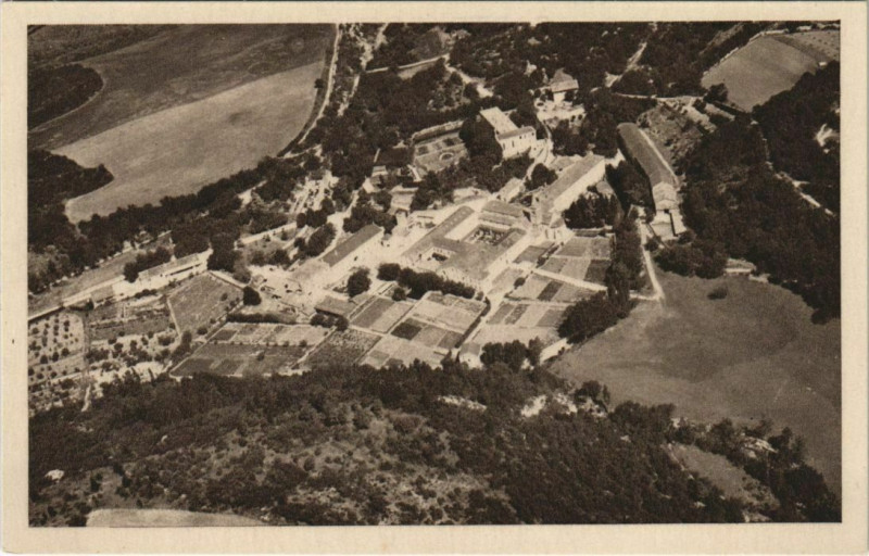 Carte postale ancienne Vue aerienne de Notre-Dame d'Aiguebelle France