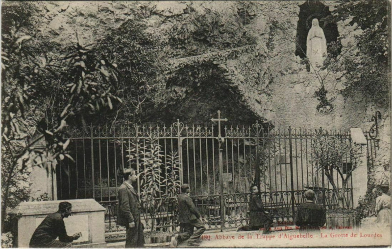 Carte postale ancienne Abbaye de la Trappe d'Aiguebelle France