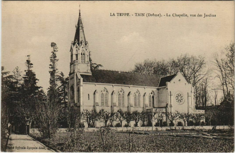 Carte postale ancienne La Teppe La Chapelle, vue des Jardins France