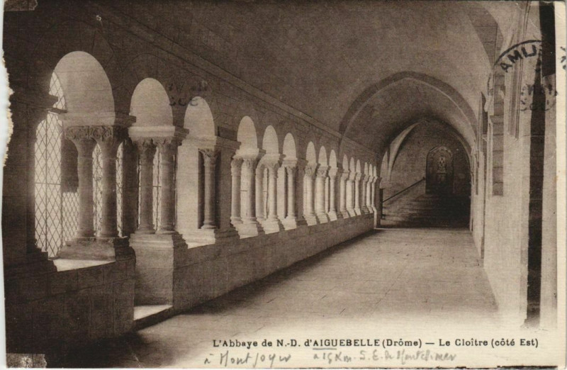 Carte postale ancienne Abbaye d'Aiguebelle Le Cloitre France