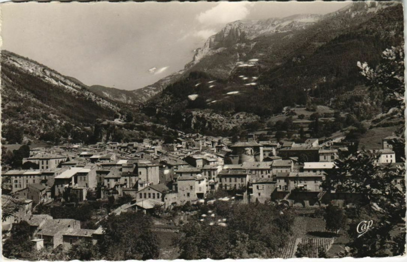 Carte postale ancienne Chatillon en Diois vue generale France