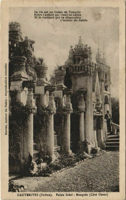 Carte postale ancienne Hauterives Le Palais Ideal France à Hauterives
