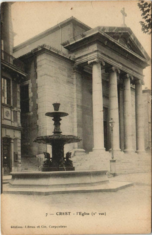 Carte postale ancienne Crest Eglise France à Crest
