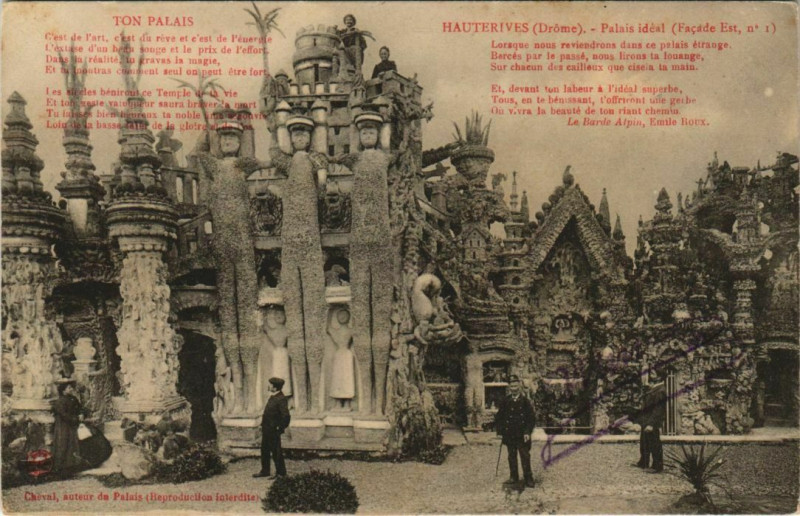 Carte postale ancienne Hauterives Le Palais Ideal France à Hauterives