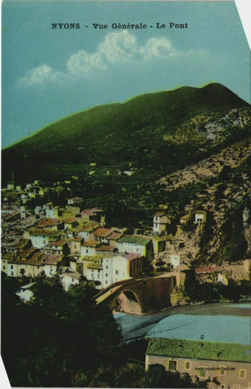 Carte postale ancienne Nyons vue generale ,Le Pont France à Nyons