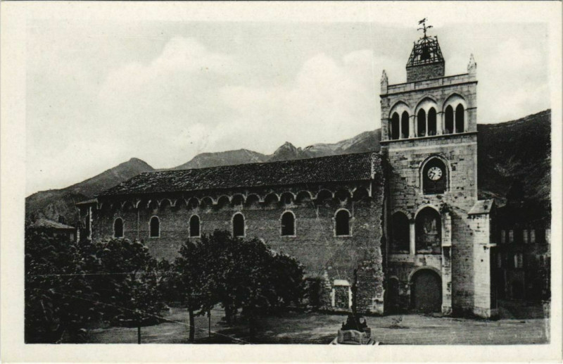 Carte postale ancienne Die La Cathedrale Notre Dame France à Die