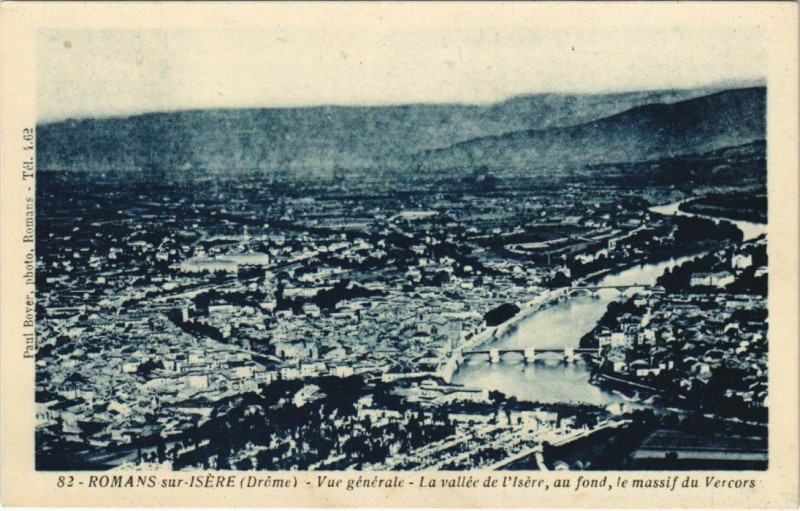 Carte postale ancienne Romans vue generale France