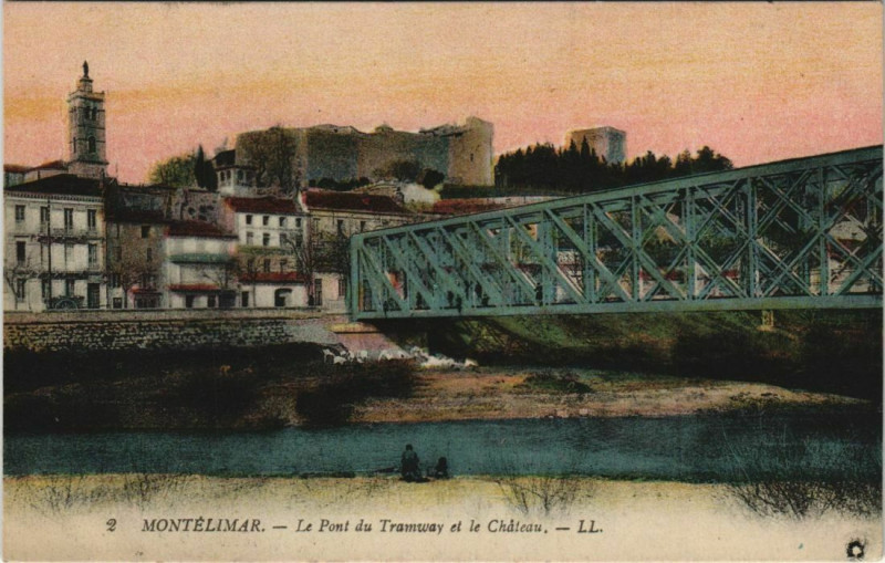 Carte postale ancienne Montelimar Porte Saint-Martin France à Montélimar