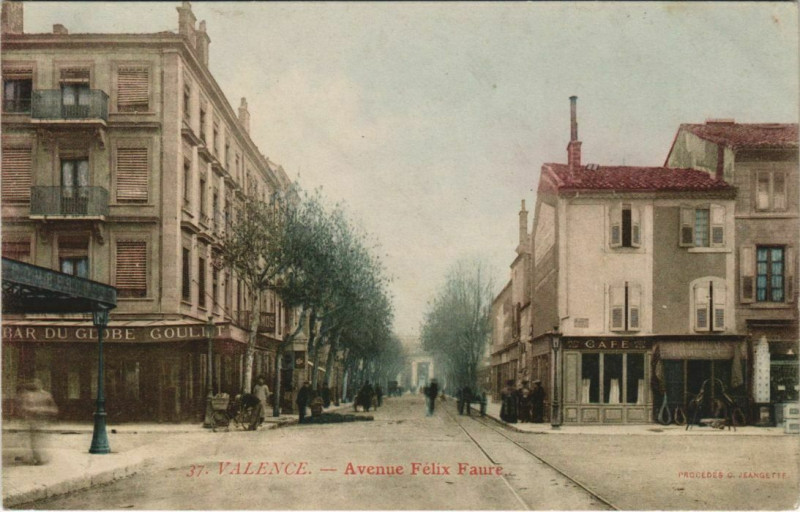 Carte postale ancienne Valence Avenue Felix Faure France à Valence