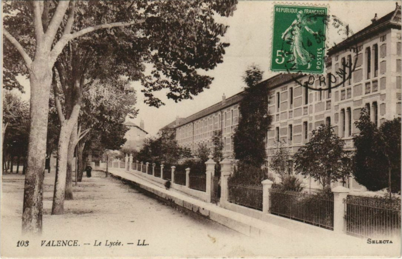 Carte postale ancienne Valence Le Lycee France à Valence