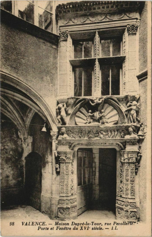 Carte postale ancienne Valence Maison Dupre la Tour France à Valence