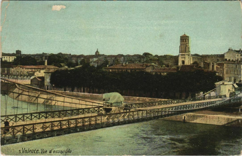 Carte postale ancienne Valence vue d'ensemble France à Valence