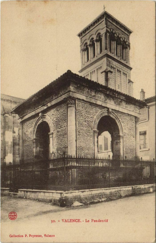 Carte postale ancienne Valence Le Pendentif France à Valence