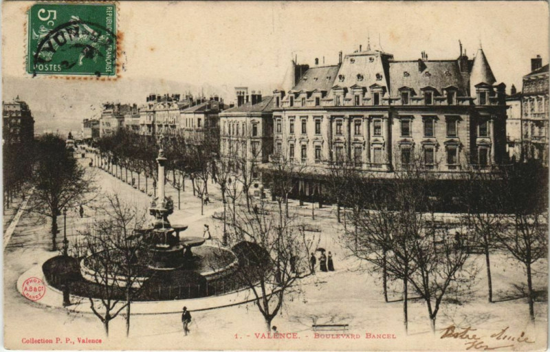 Carte postale ancienne Valence Boulevard Bancel France à Valence