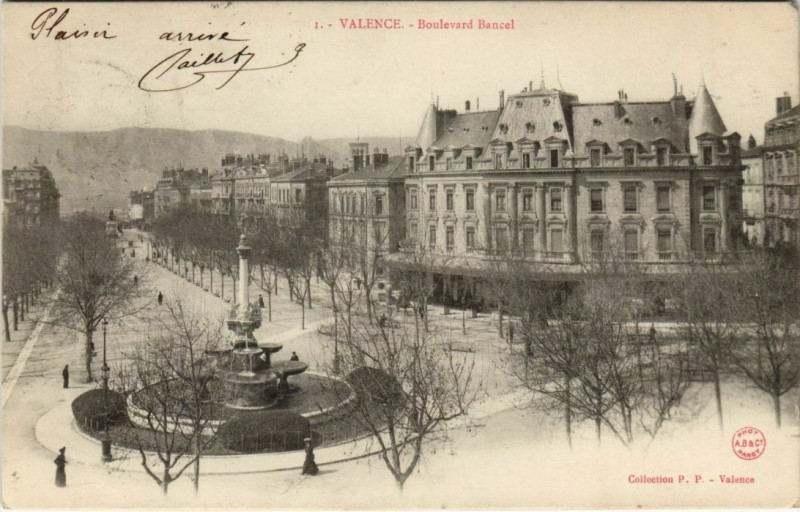 Carte postale ancienne Valence Boulevard Baucel France à Valence
