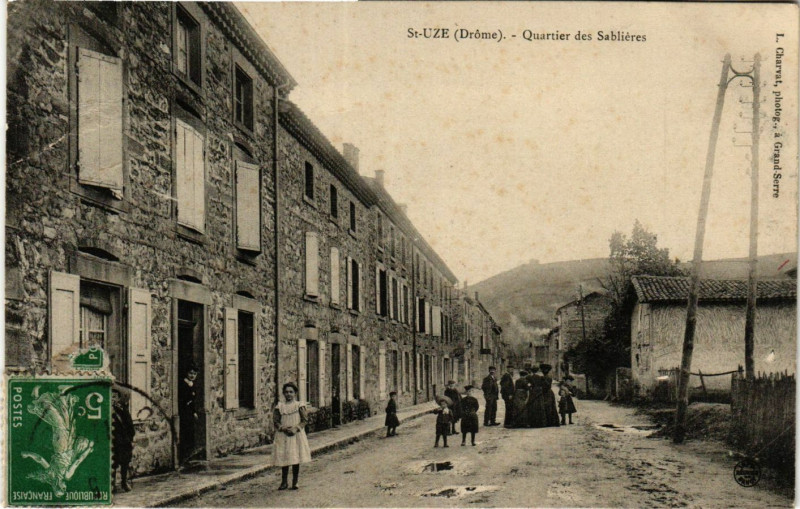 Carte postale ancienne Saint-Uze - Quartier des Sablieres à Saint-Uze